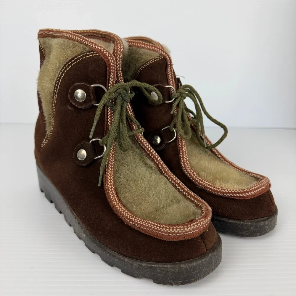 Vintage Made in Italy Brown Suede Faux Fur Apres Ski Boots Womens 9 Lug Sole‎